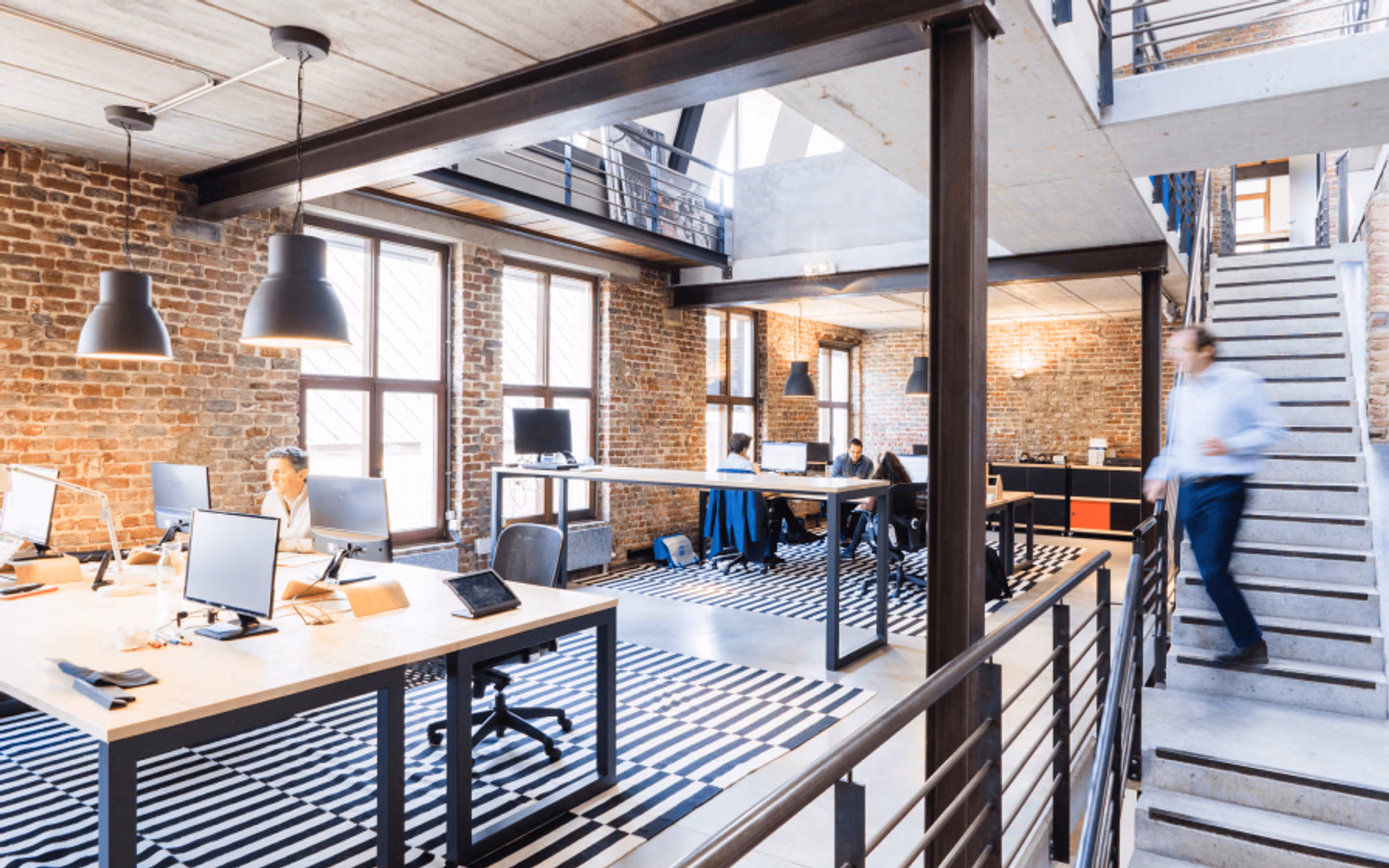 250m² Office To Let in Pinelands