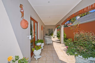 2 Bedroom House For Sale in Mangweni