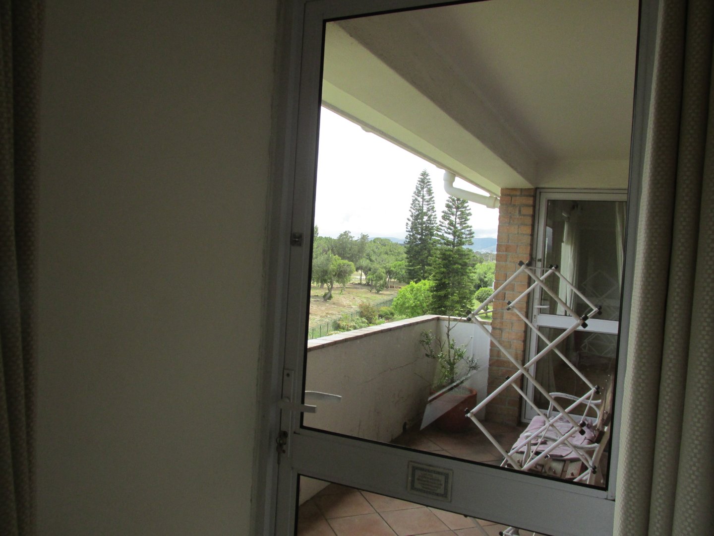 3 Bedroom Flat To Let in Mangweni