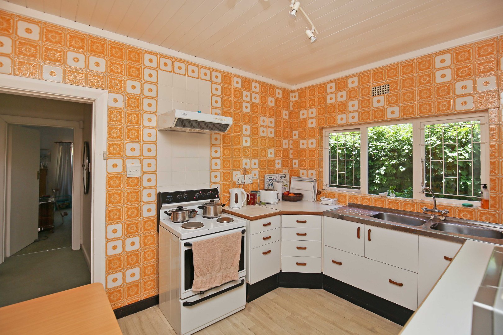 3 Bedroom House For Sale in Mangweni