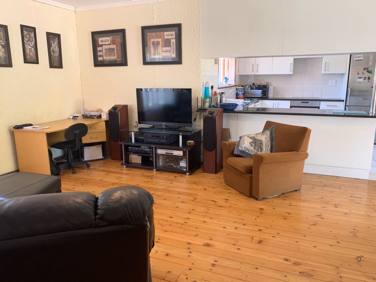 3 Bedroom House For Sale in Mangweni