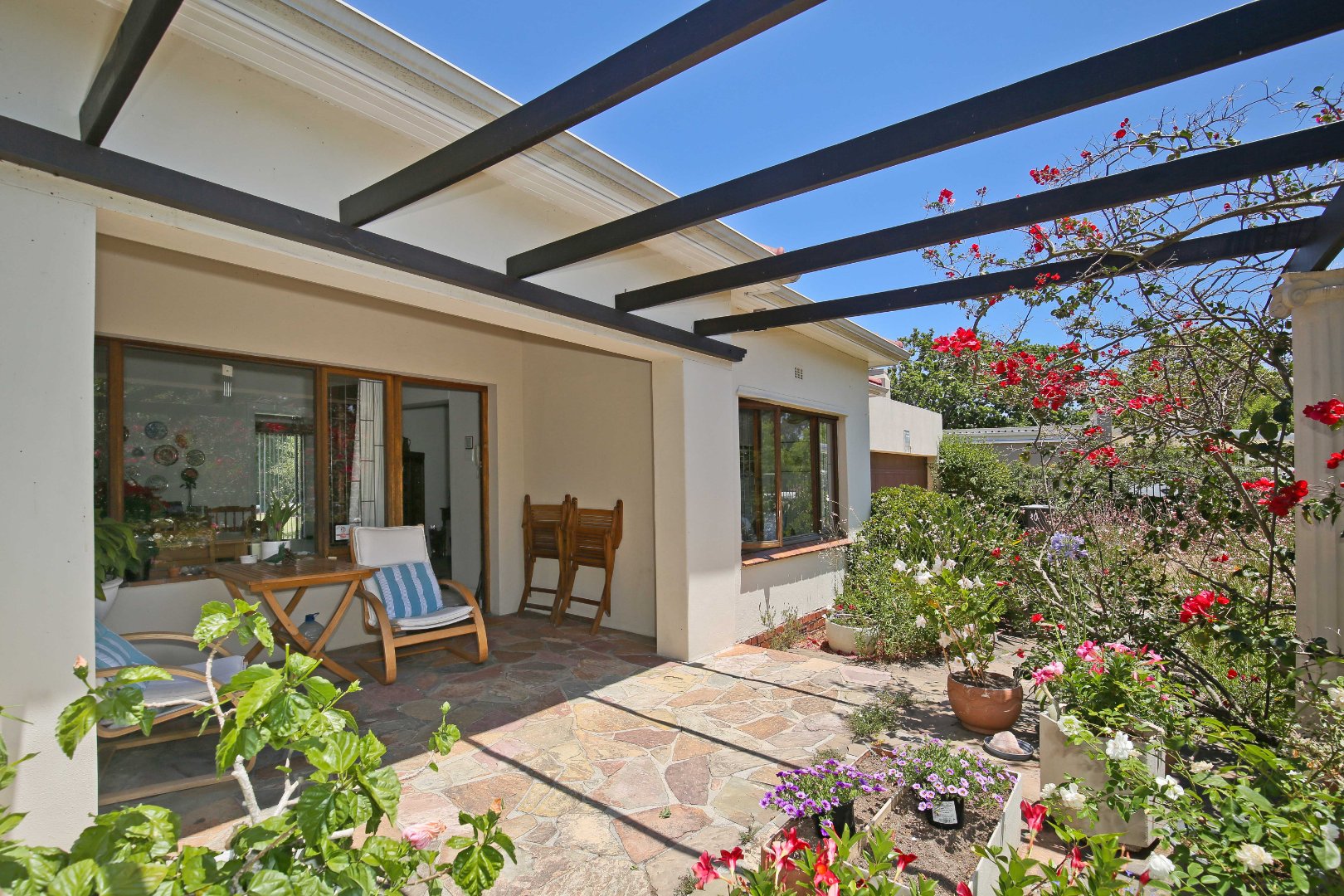 3 Bedroom House For Sale in Mangweni