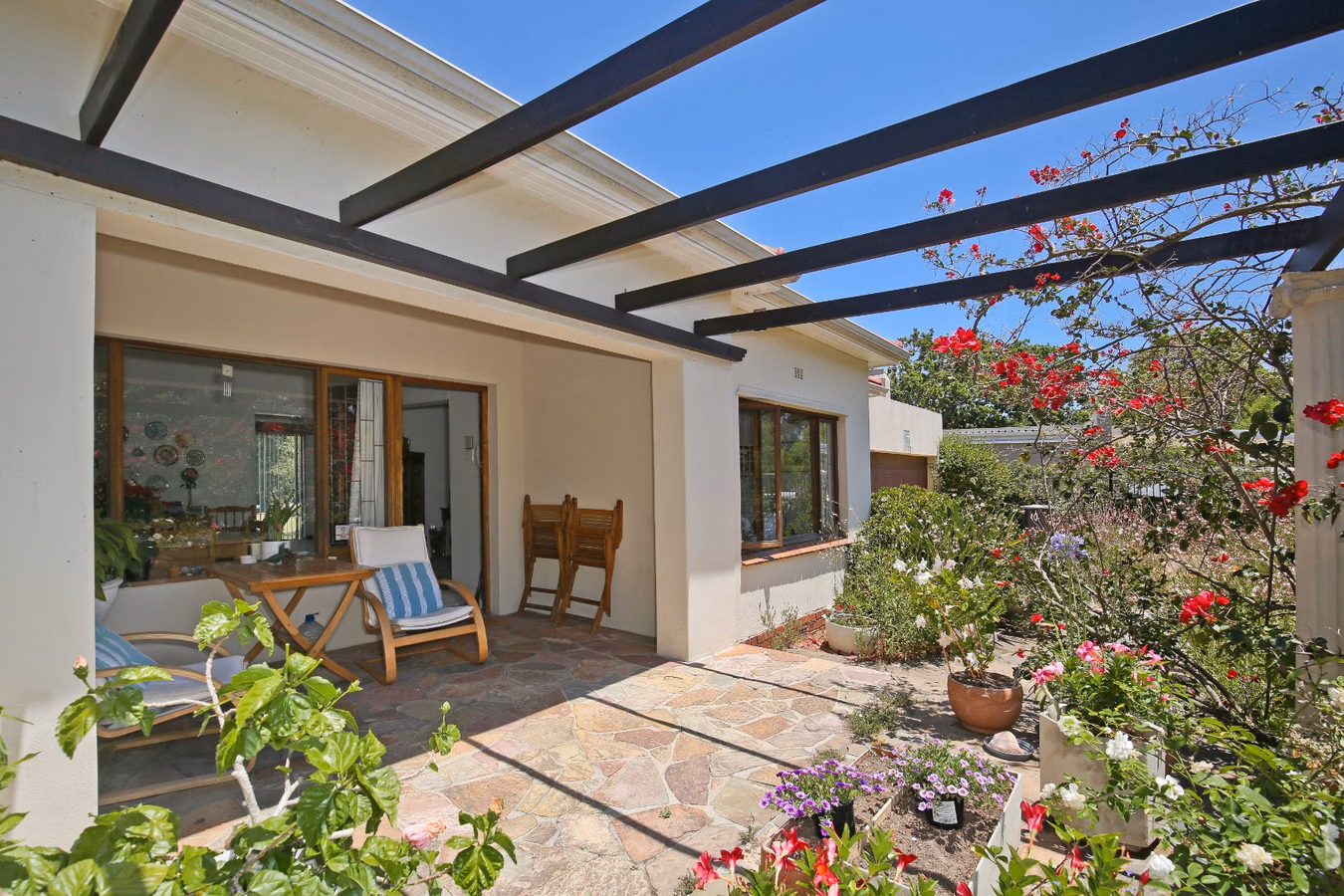 3 Bedroom House For Sale in Mangweni