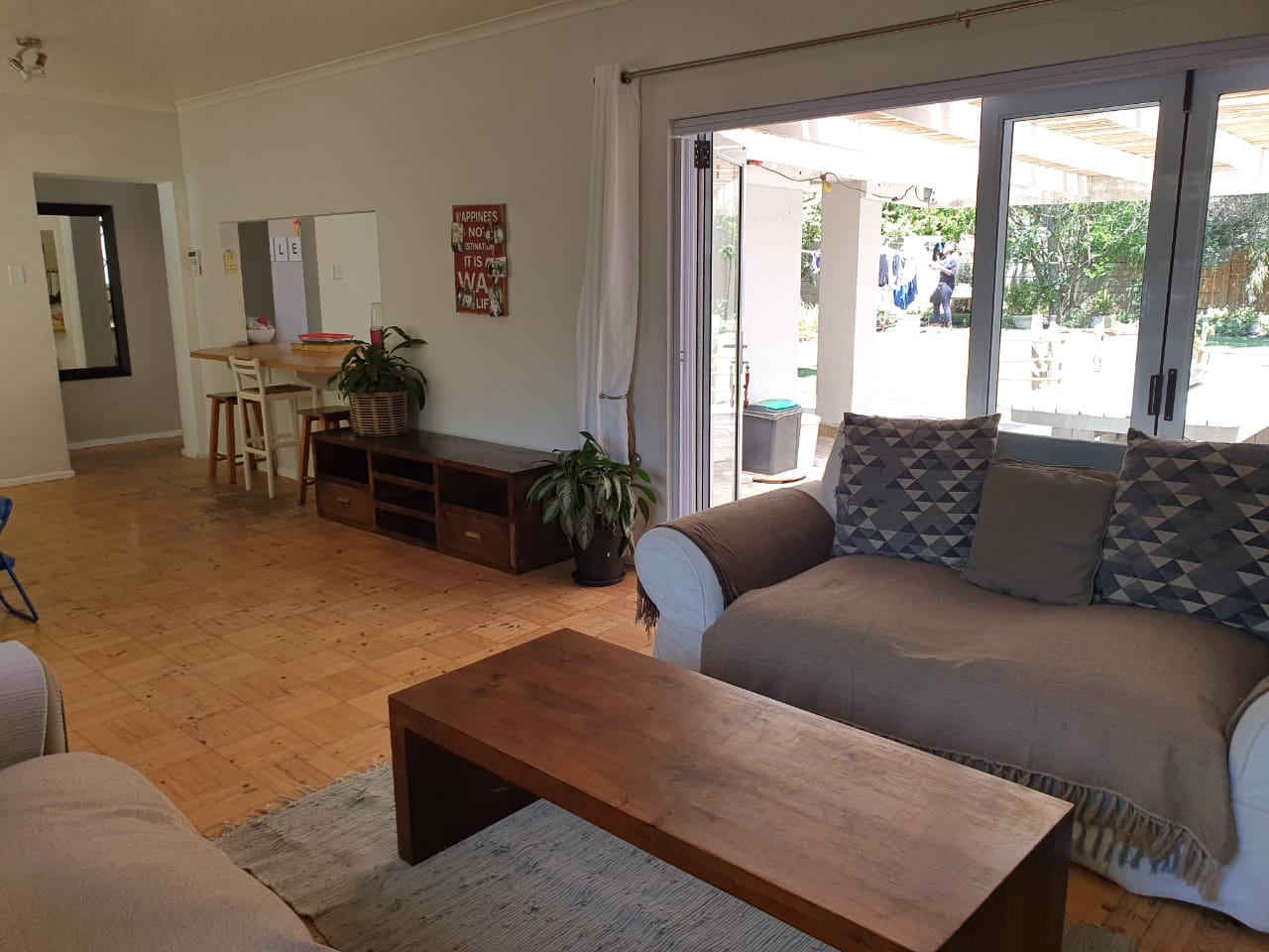 3 Bedroom House For Sale in Mangweni