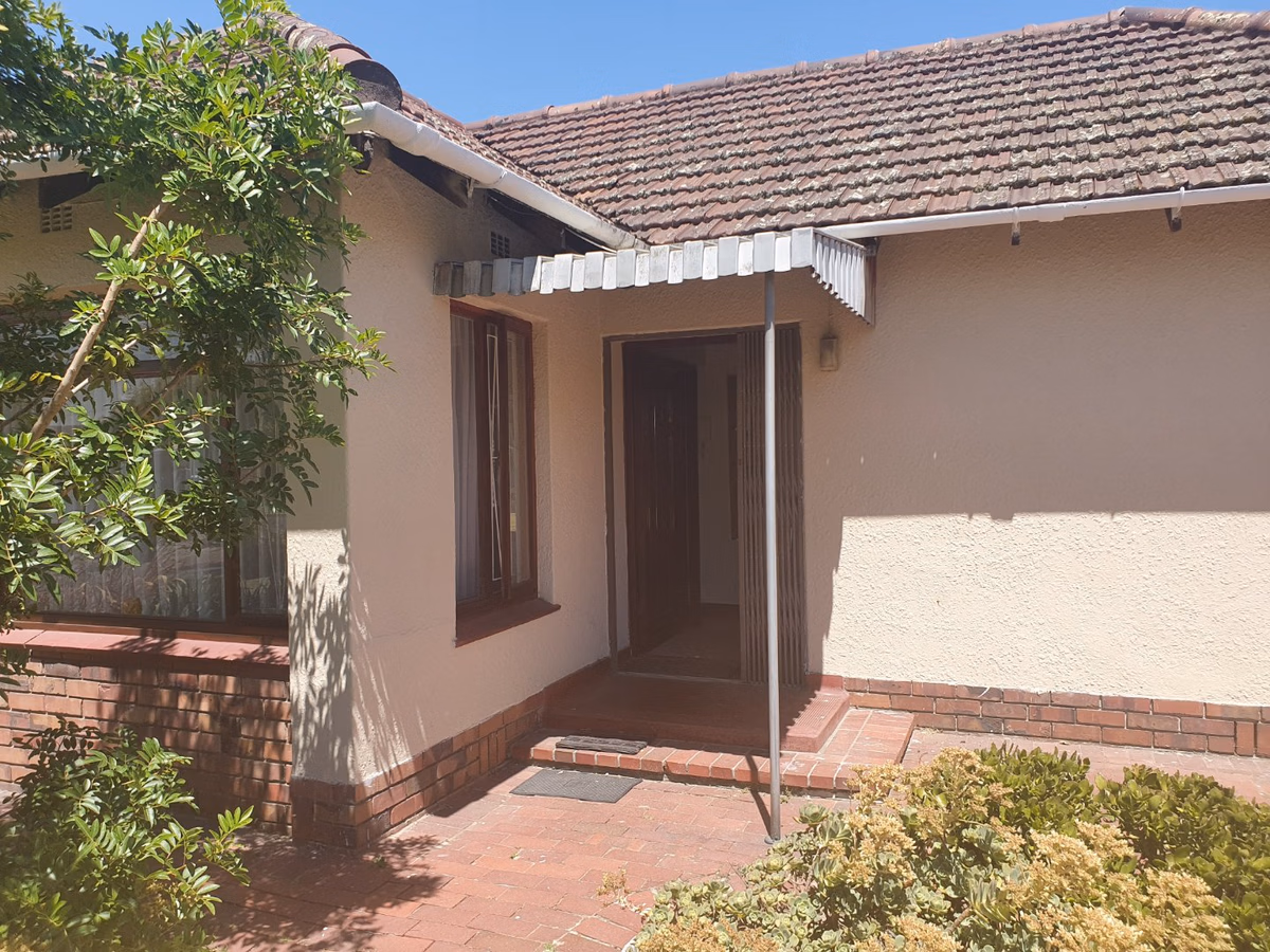 3 Bedroom House For Sale in Mangweni