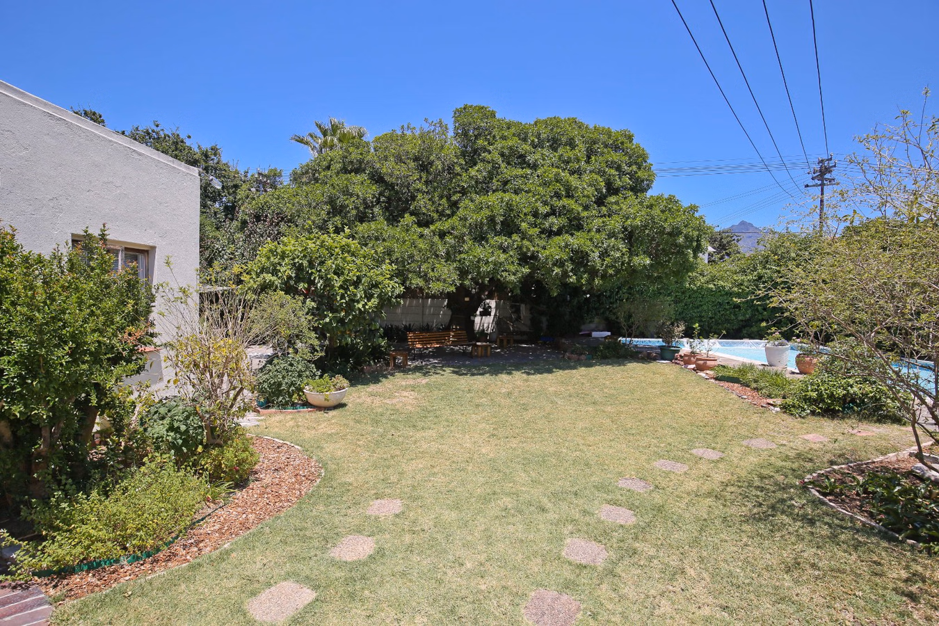 3 Bedroom House For Sale in Mangweni