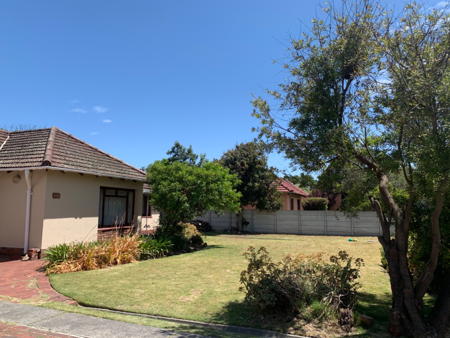 3 Bedroom House For Sale in Mangweni