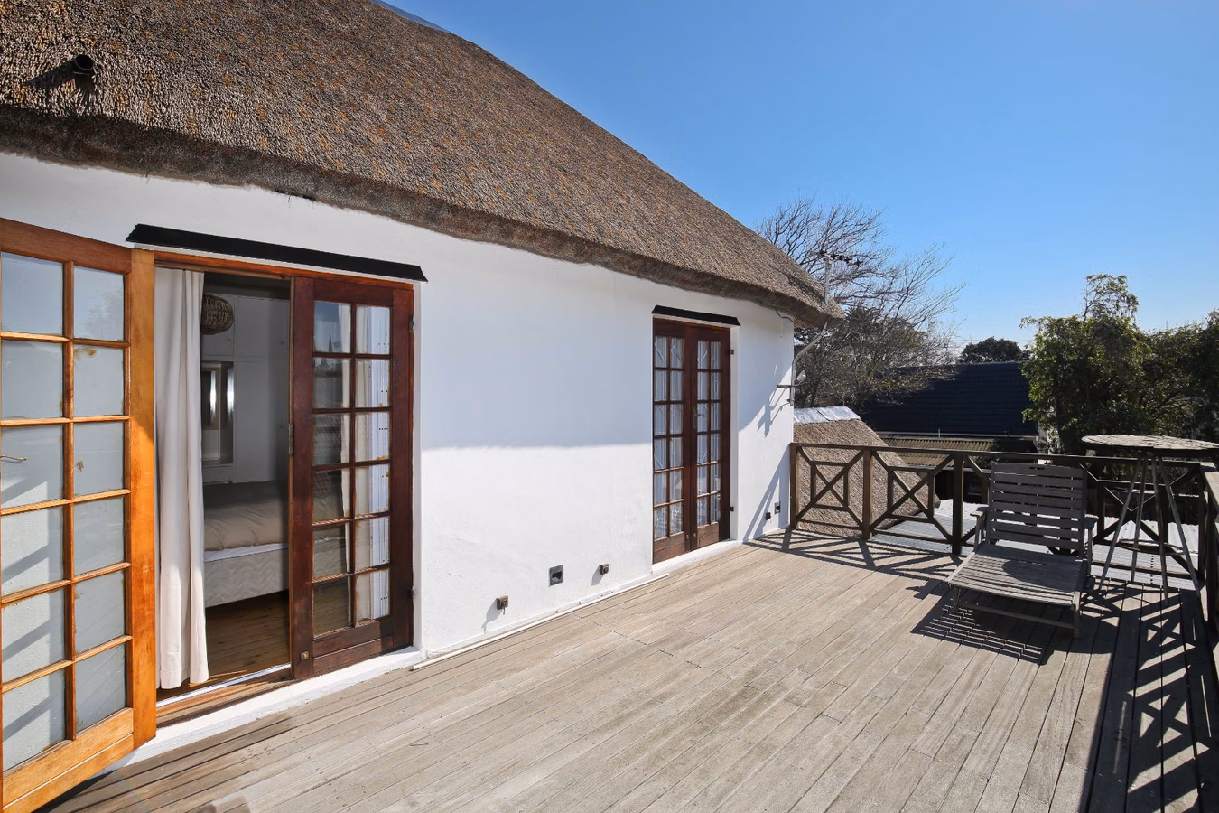 6 Bedroom House For Sale in Mangweni