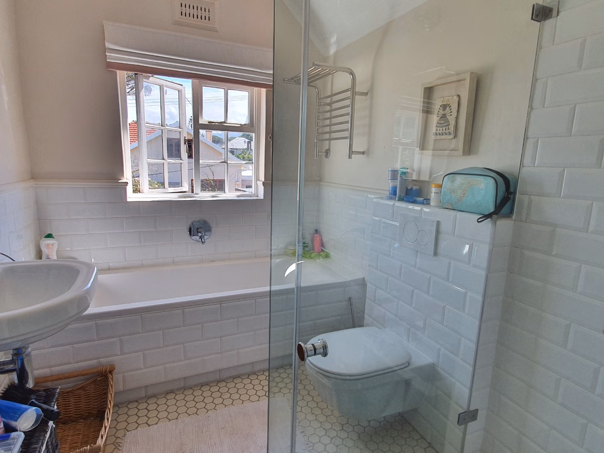 4 Bedroom House For Sale in Mangweni