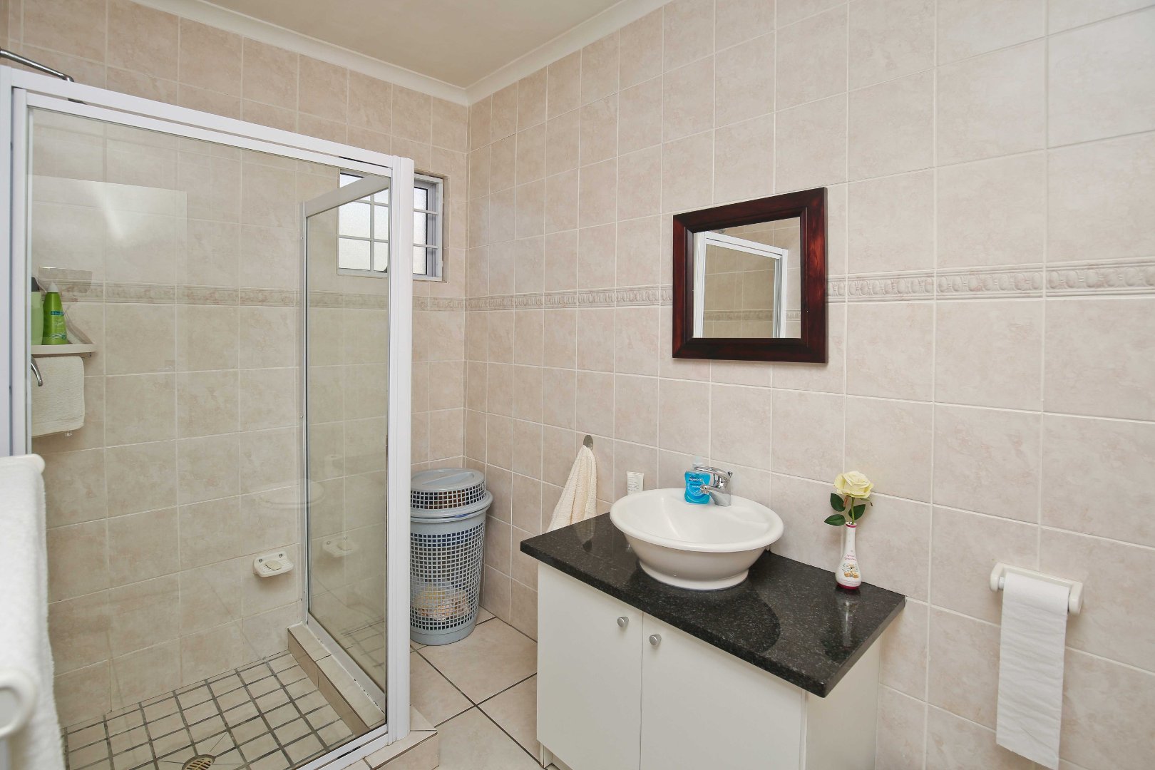 5 Bedroom House For Sale in Mangweni