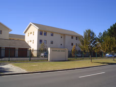 2 Bedroom Flat To Let in Camps Bay