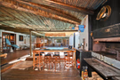 6 Bedroom House For Sale in Mangweni