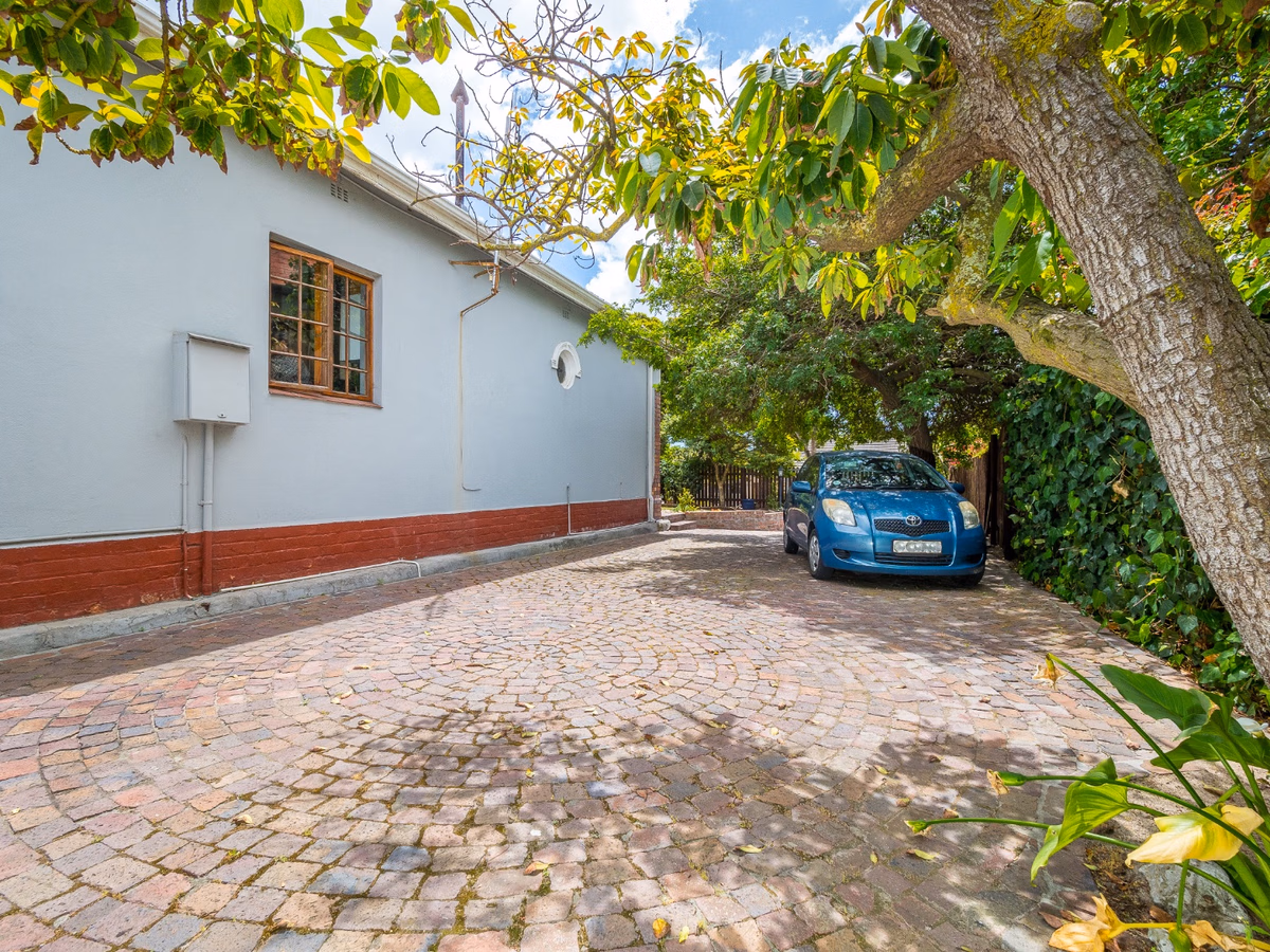 4 Bedroom House For Sale in Mangweni