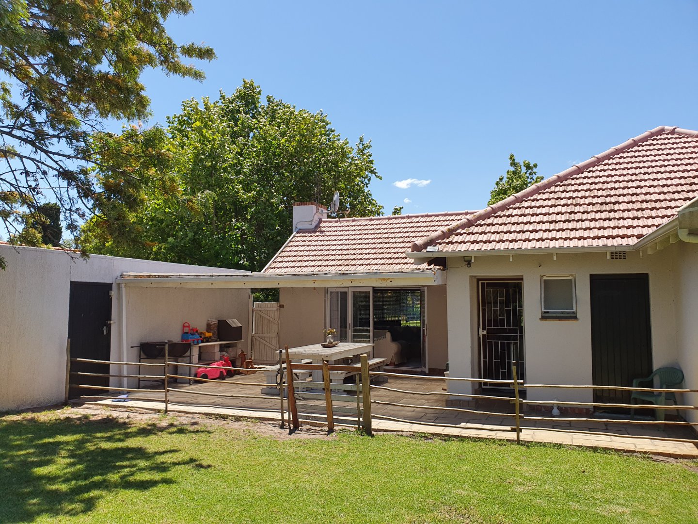 3 Bedroom House For Sale in Mangweni