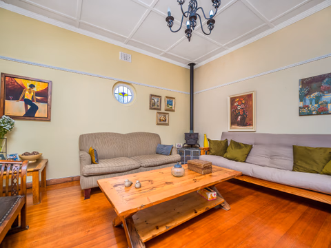 4 Bedroom House For Sale in Mangweni