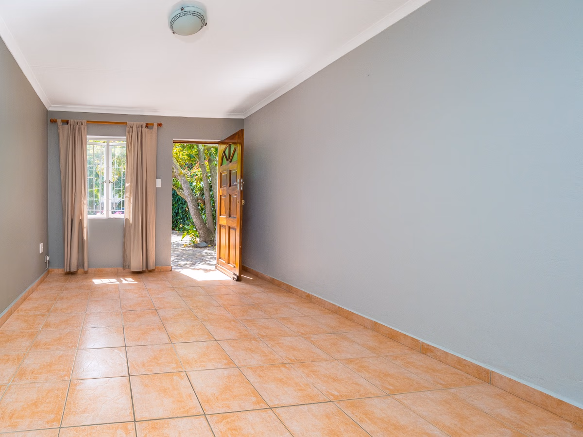 4 Bedroom House For Sale in Mangweni