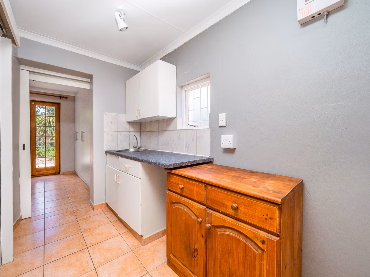 4 Bedroom House For Sale in Mangweni