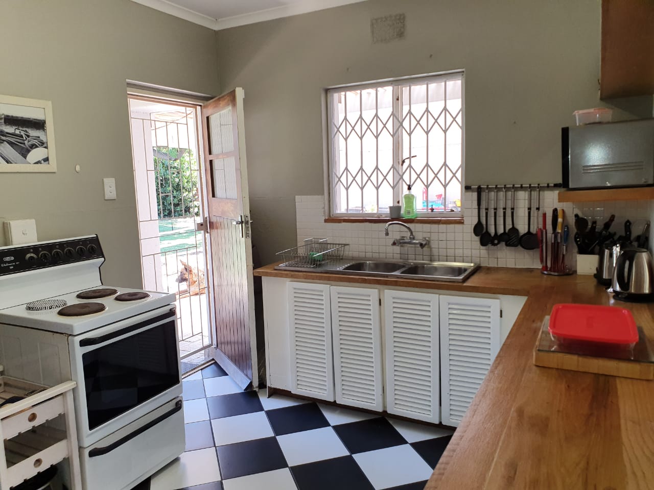 3 Bedroom House For Sale in Mangweni