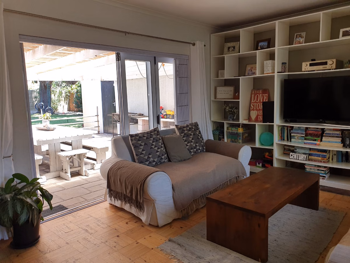 3 Bedroom House For Sale in Mangweni