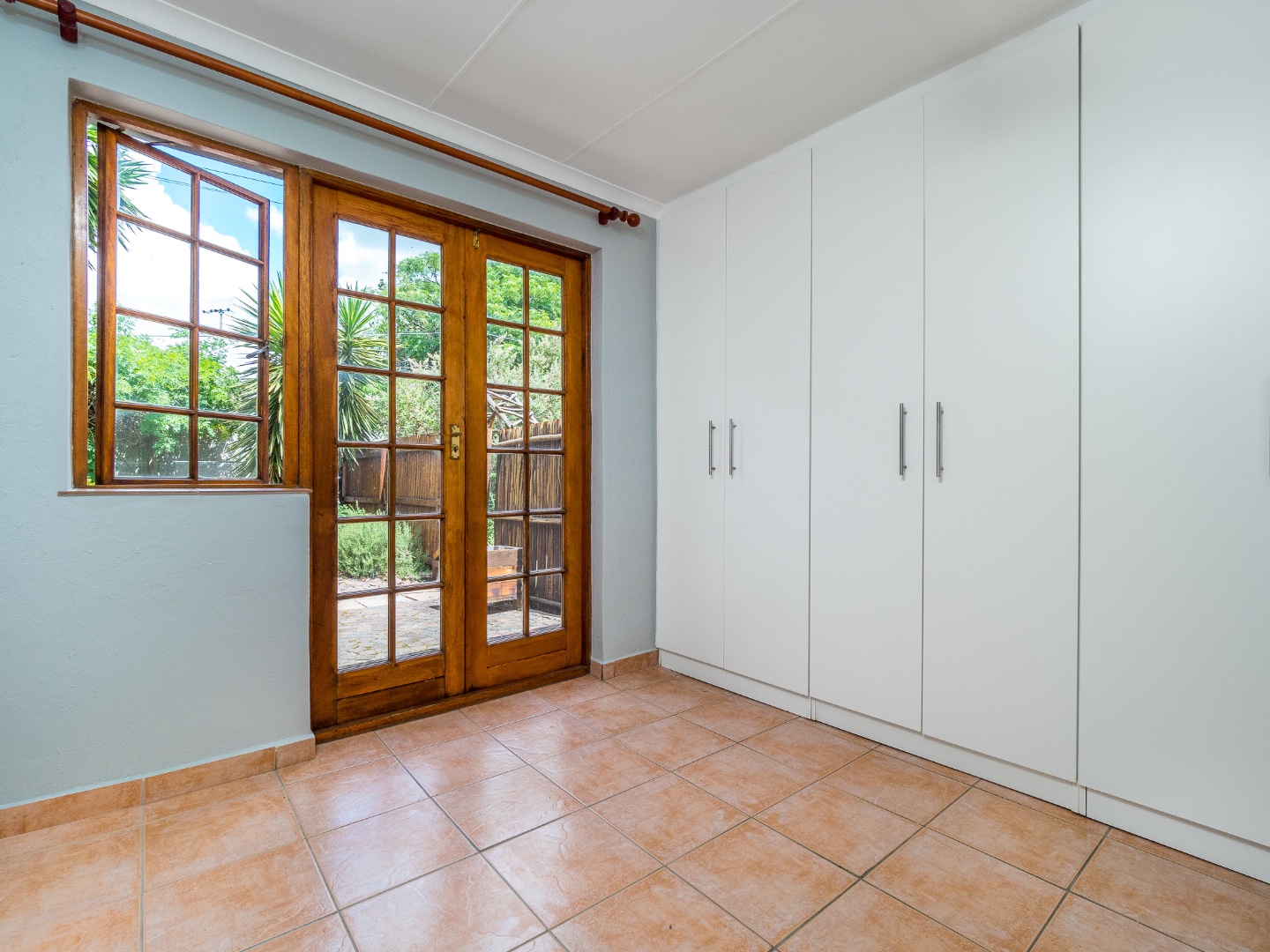 4 Bedroom House For Sale in Mangweni