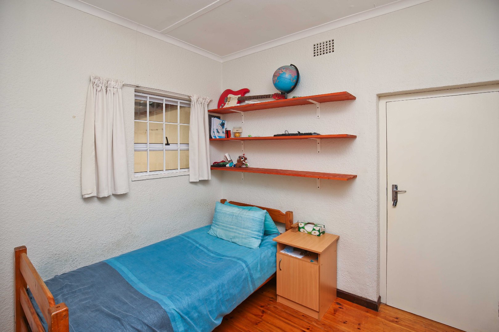 5 Bedroom House For Sale in Mangweni