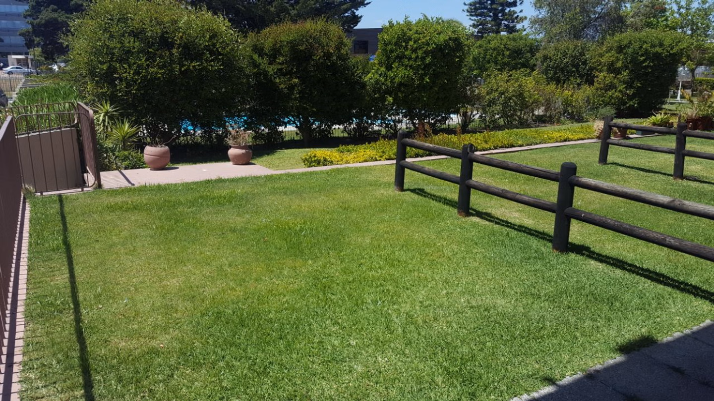 2 Bedroom Flat To Let in Mangweni