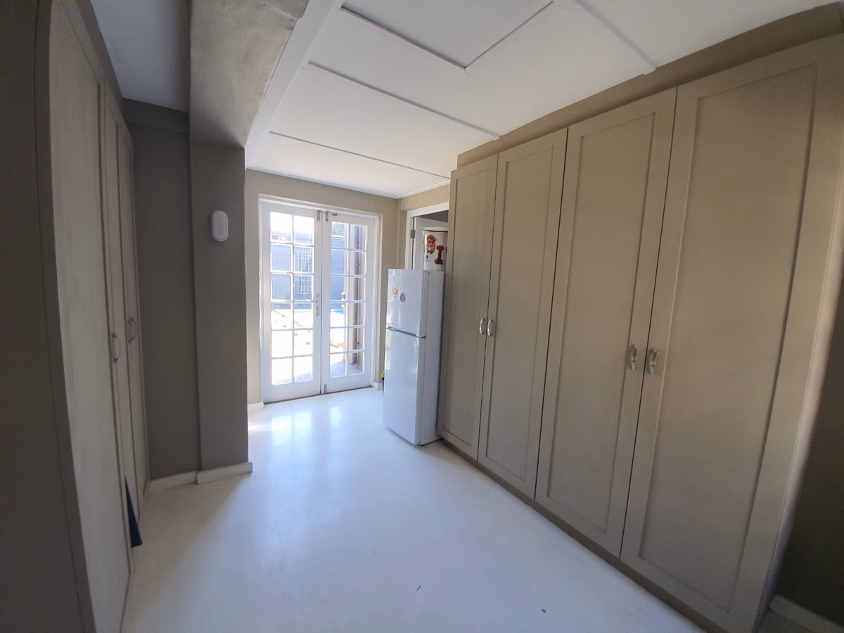 4 Bedroom House For Sale in Mangweni