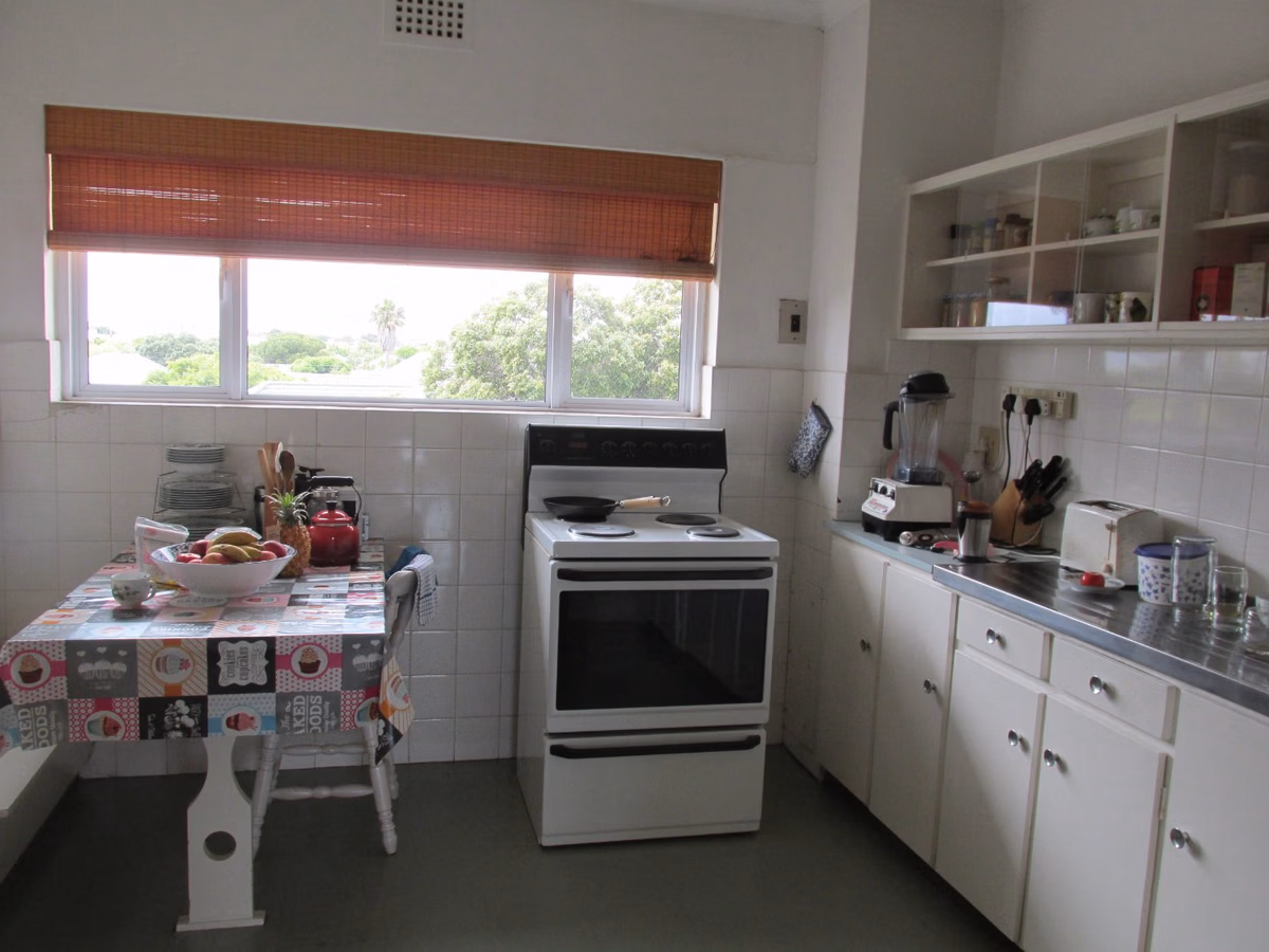 3 Bedroom Flat To Let in Mangweni