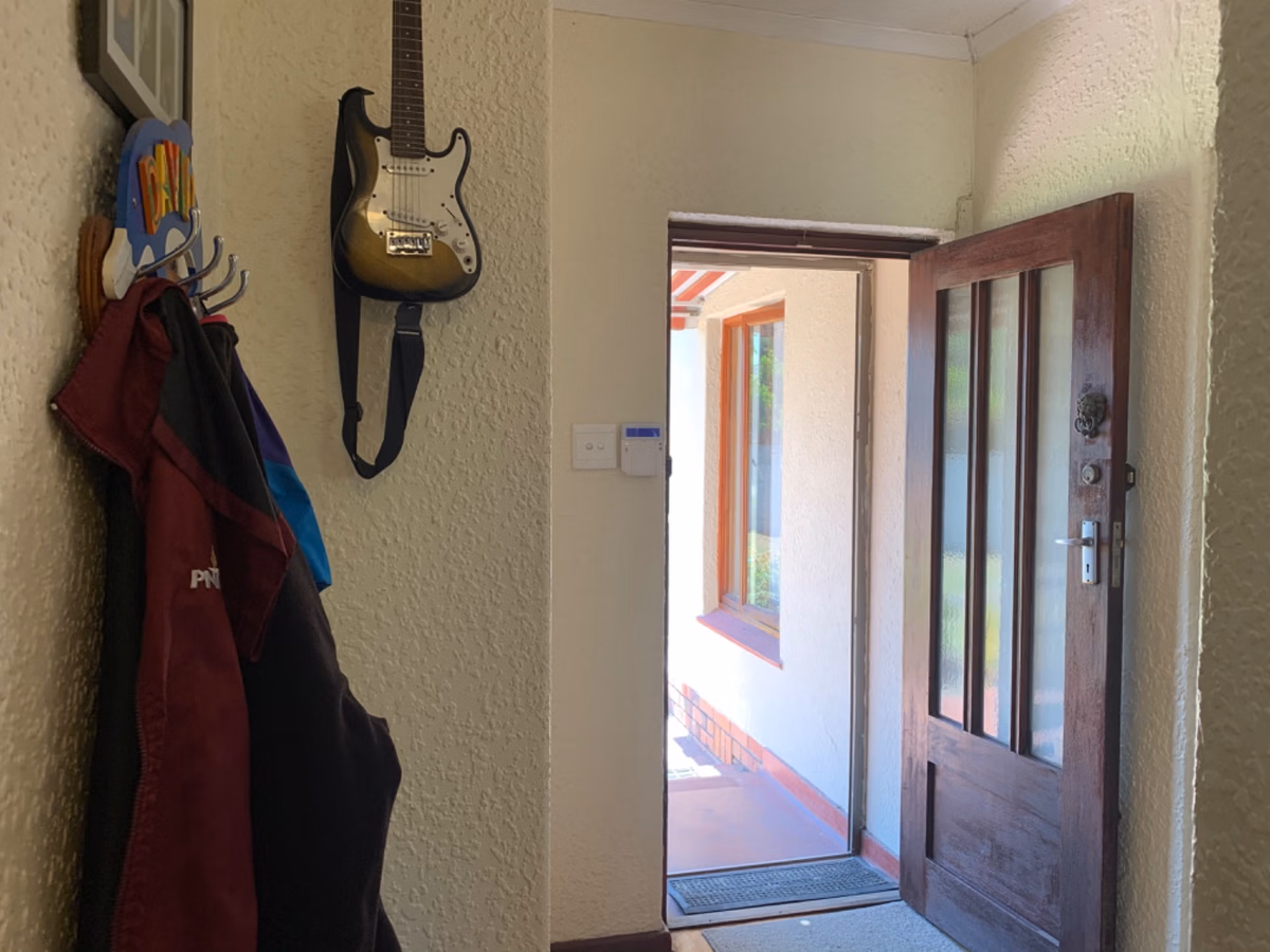 3 Bedroom House For Sale in Mangweni