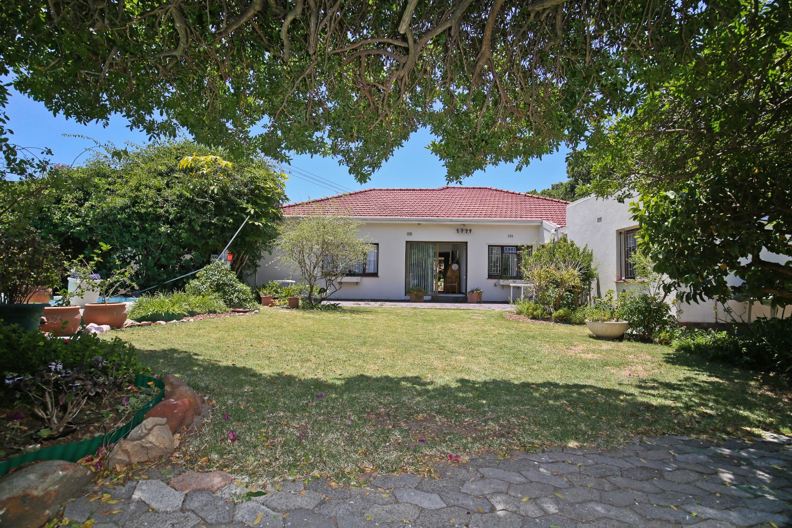 3 Bedroom House For Sale in Mangweni
