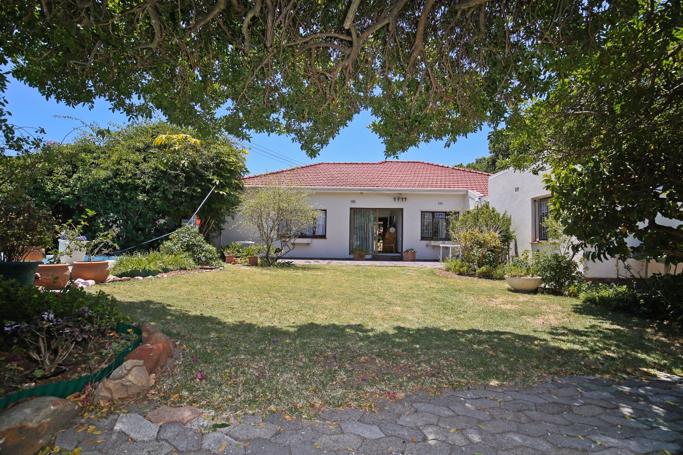 3 Bedroom House For Sale in Mangweni