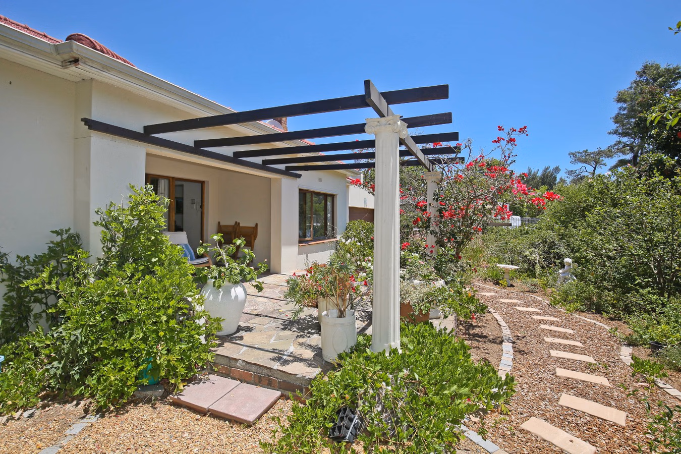 3 Bedroom House For Sale in Mangweni