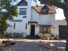 4 Bedroom House For Sale in Mangweni