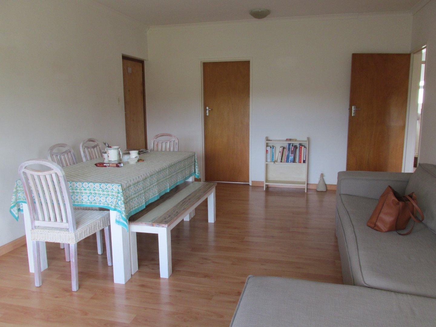 3 Bedroom Flat To Let in Mangweni