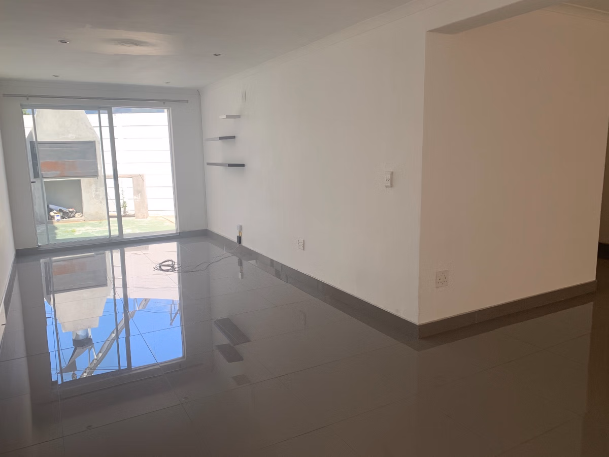 2 Bedroom House For Sale in Mangweni