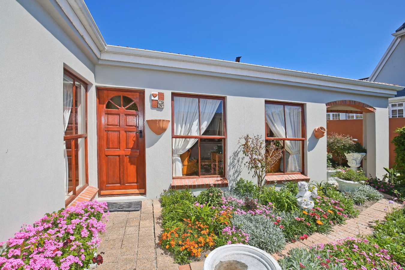 2 Bedroom House For Sale in Mangweni