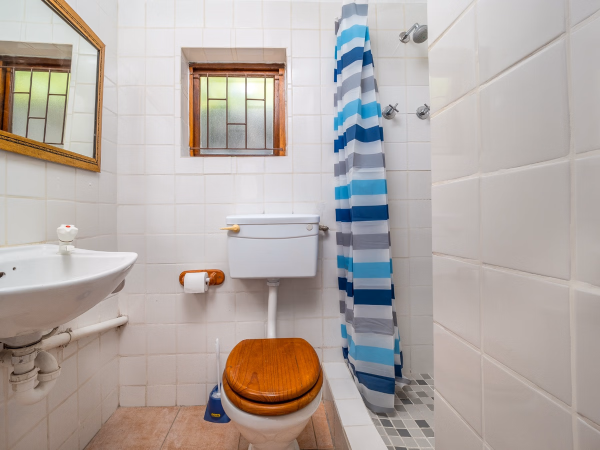 4 Bedroom House For Sale in Mangweni