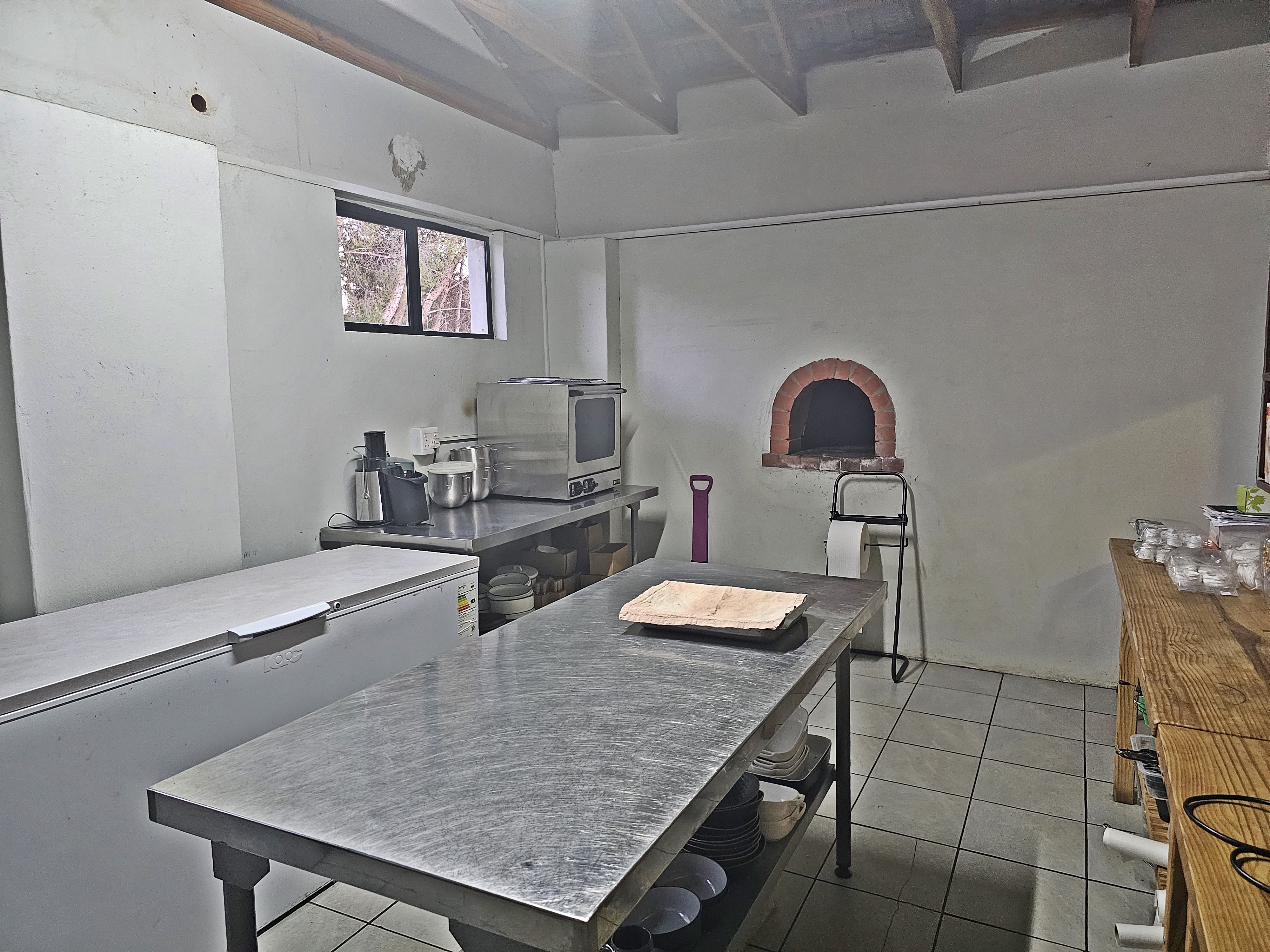2 Bedroom Apartment For Sale in Ottery
