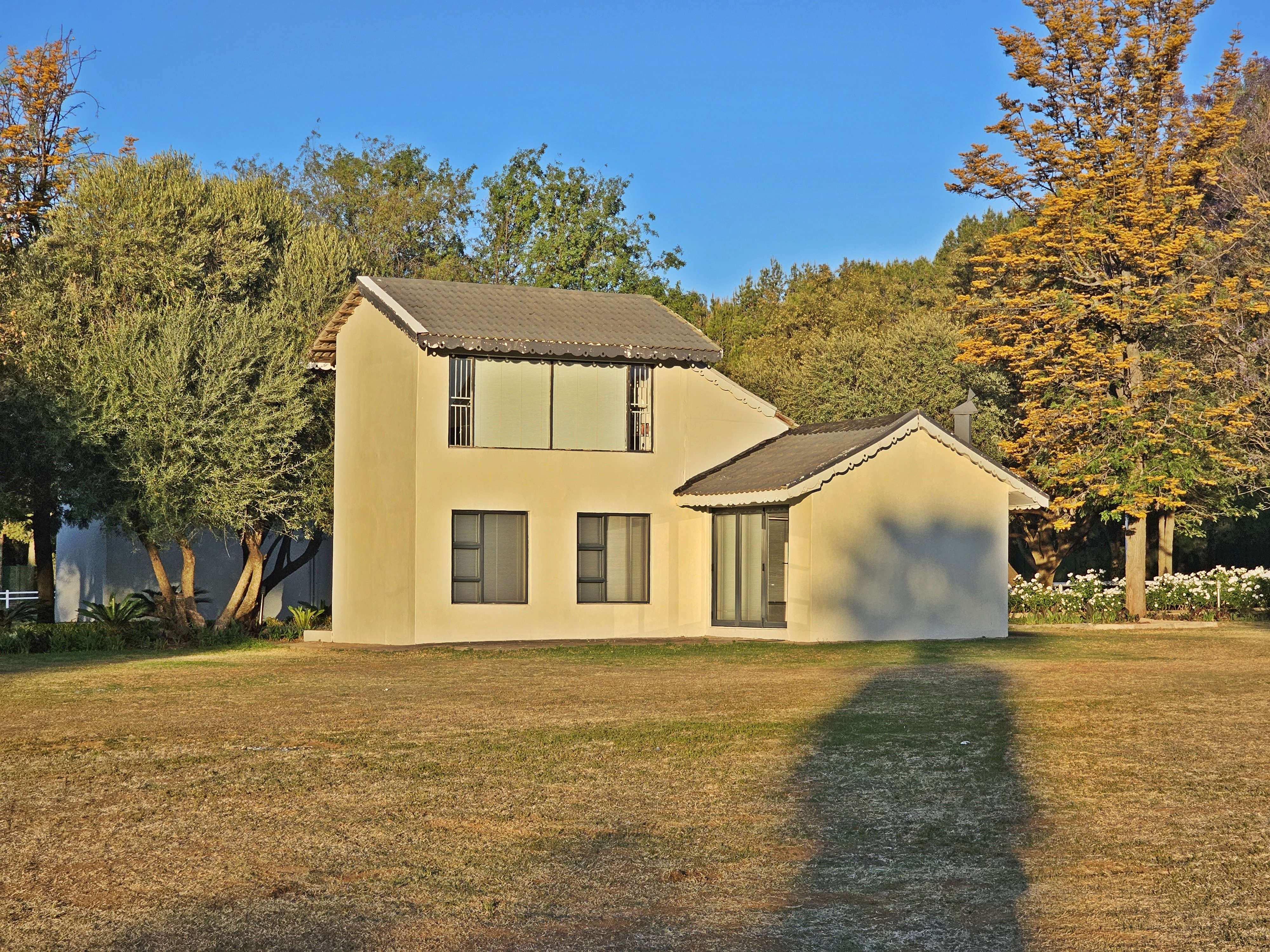 2 Bedroom Apartment For Sale in Ottery
