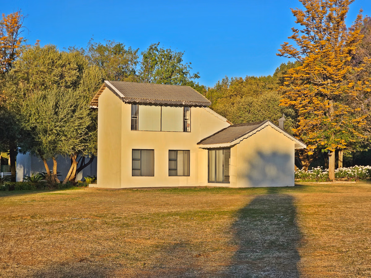 2 Bedroom Apartment For Sale in Ottery