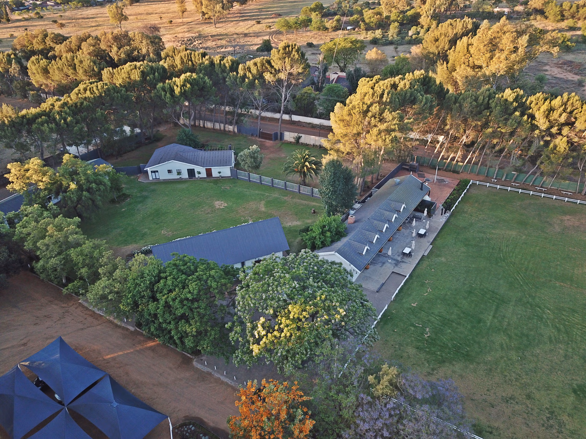 2 Bedroom Apartment For Sale in Ottery