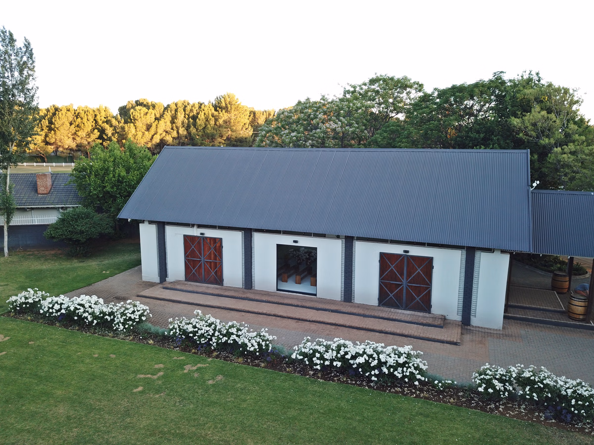 2 Bedroom Apartment For Sale in Ottery