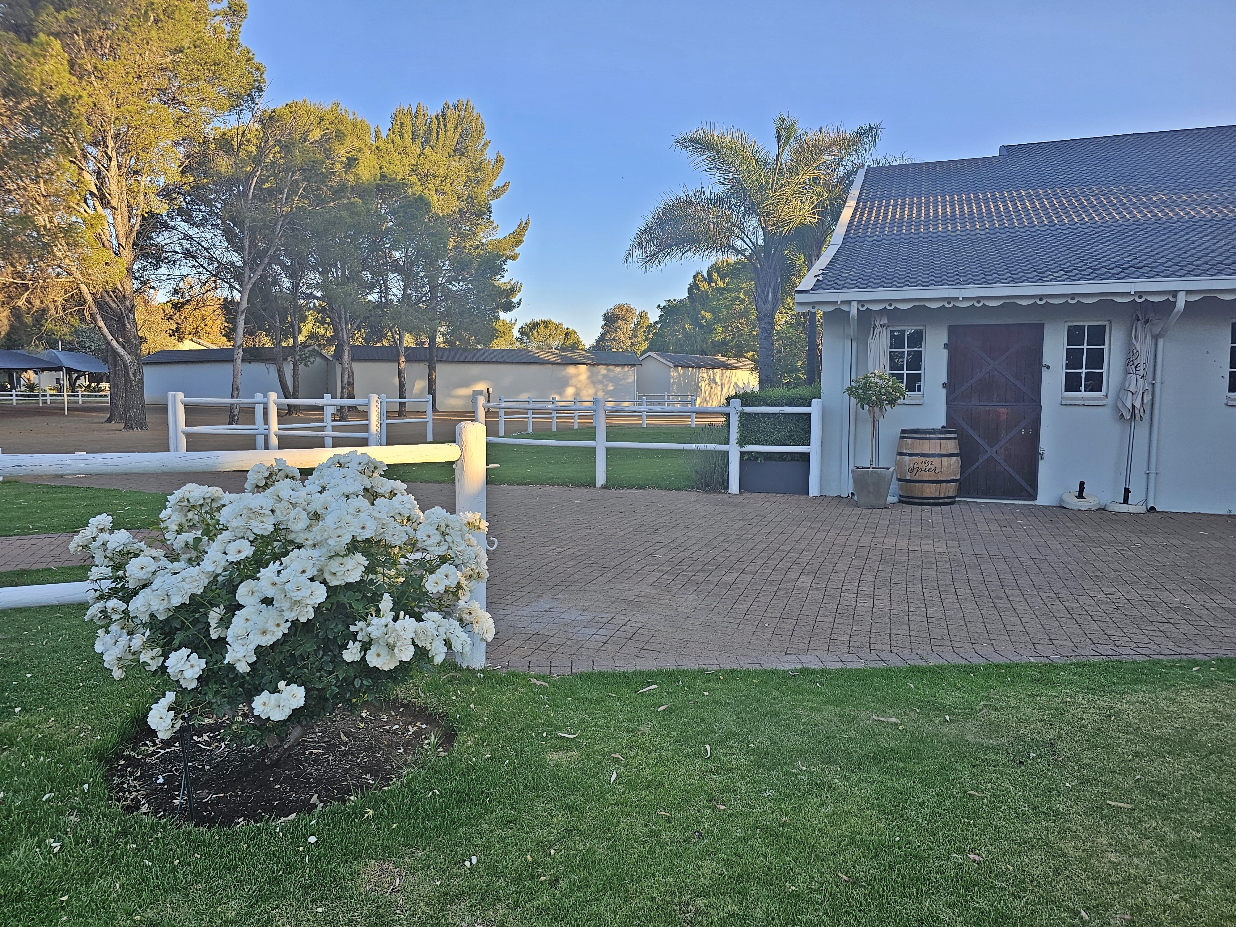2 Bedroom Apartment For Sale in Ottery