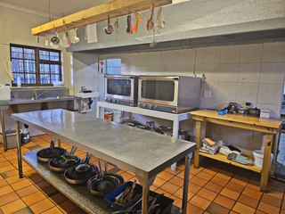 2 Bedroom Apartment For Sale in Ottery