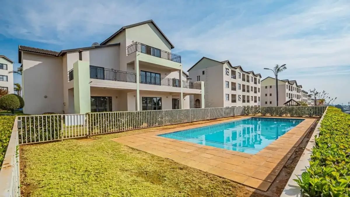 2 Bedroom Apartment For Sale in Pinelands