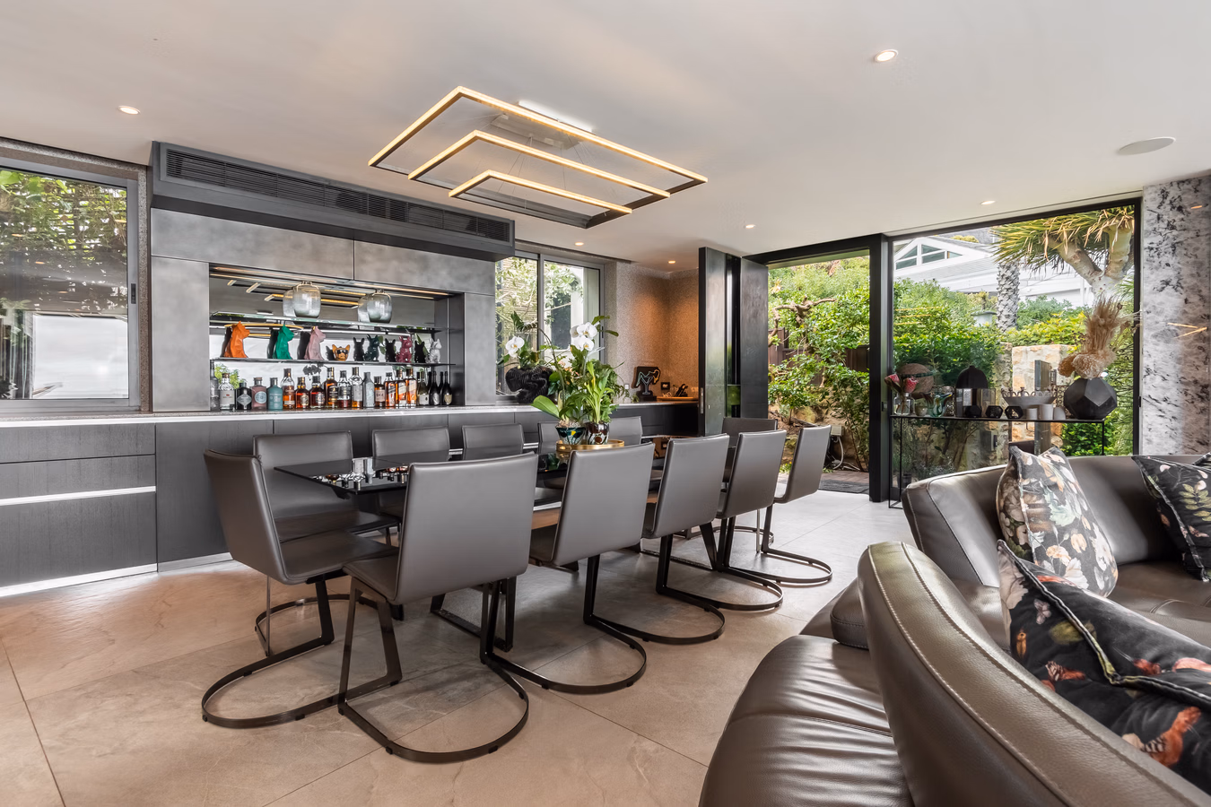 3 Bedroom House To Let in Claremont