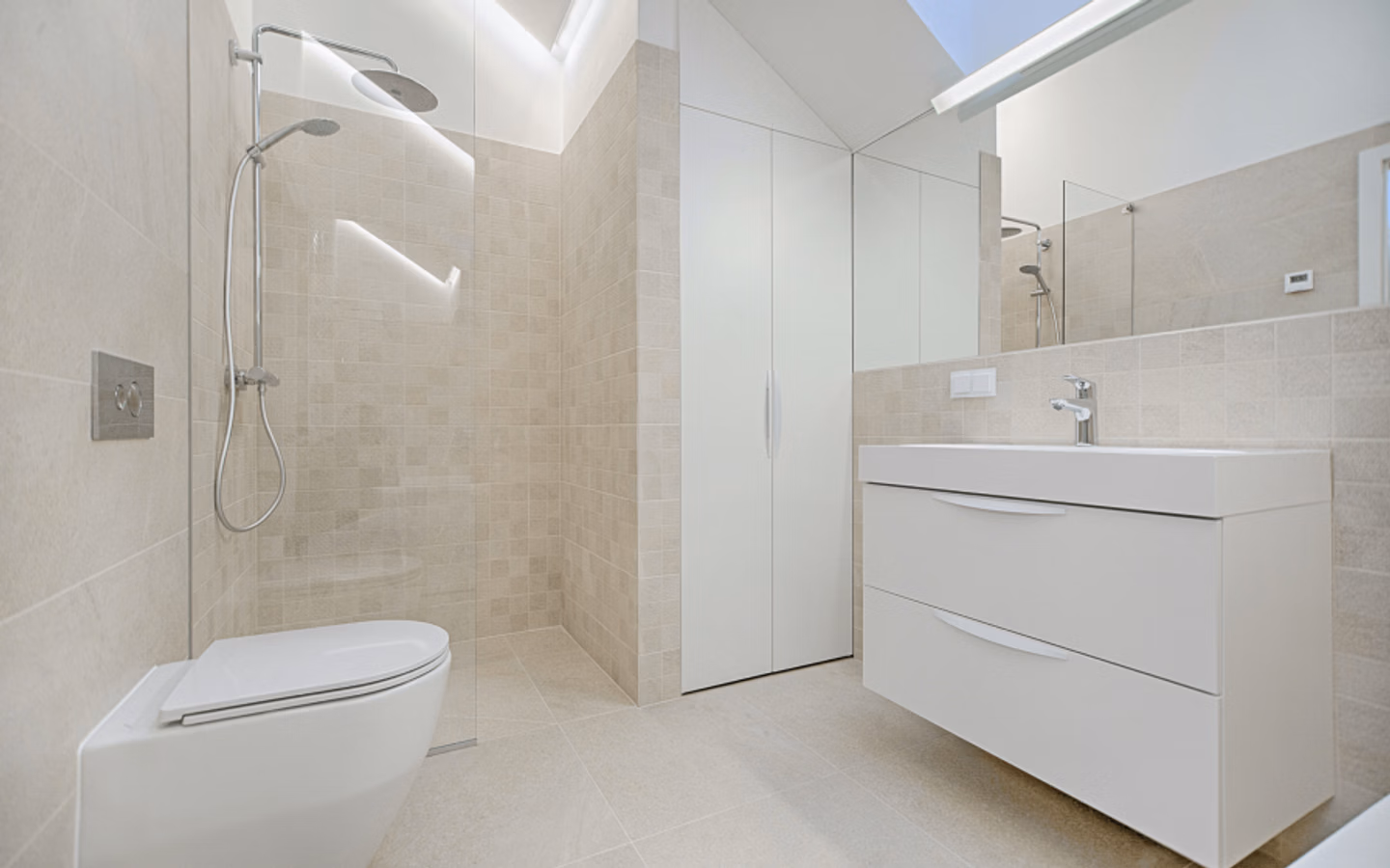 3 Bedroom House To Let in Constantia