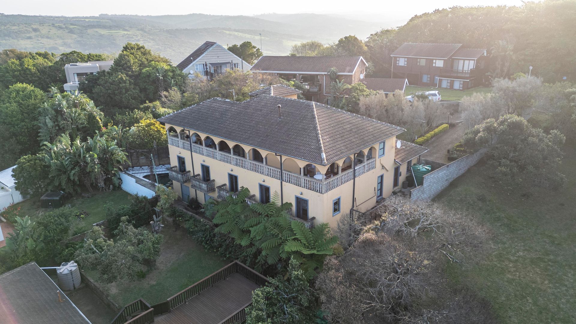 2 Bedroom Apartment For Sale in Belle Constantia