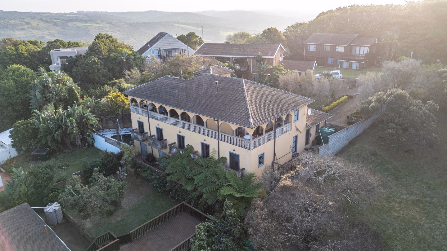 2 Bedroom Apartment For Sale in Belle Constantia