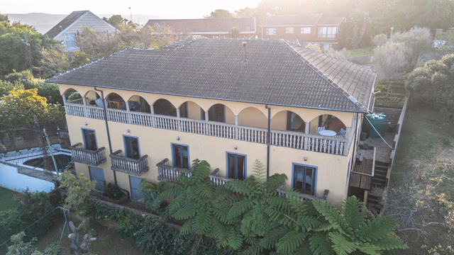 2 Bedroom Apartment For Sale in Belle Constantia